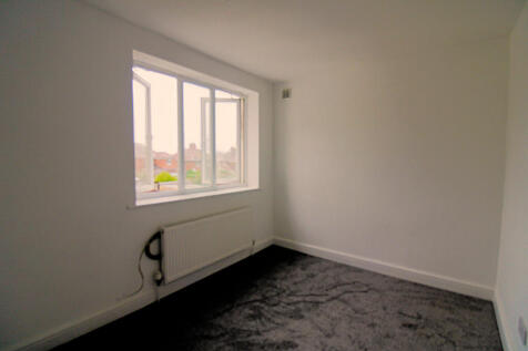 Staple Hill Bedroom 1.JPG