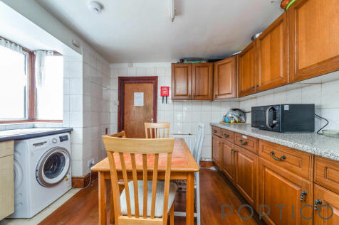 Kitchen (2)