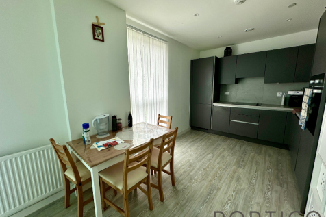 Dining (1)