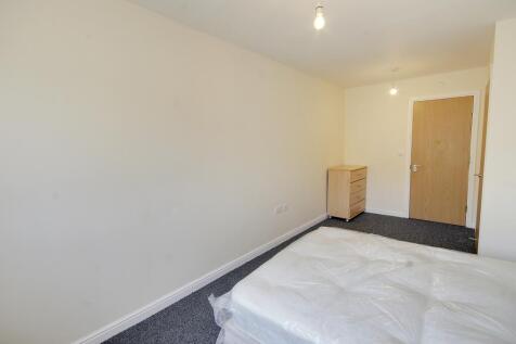 Bedroom 2 other side