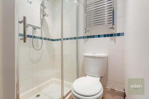 Annex shower room