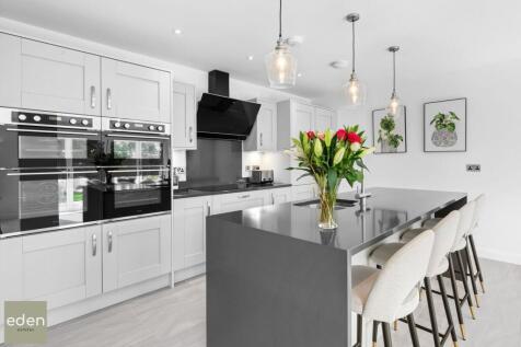 Kitchen/Family room
