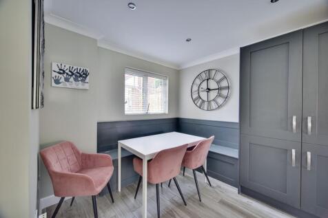 Kitchen/Lounge
