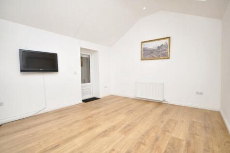 Sitting Rm/Garden Rm