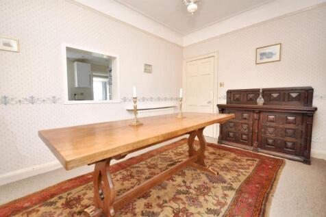 Ding Room