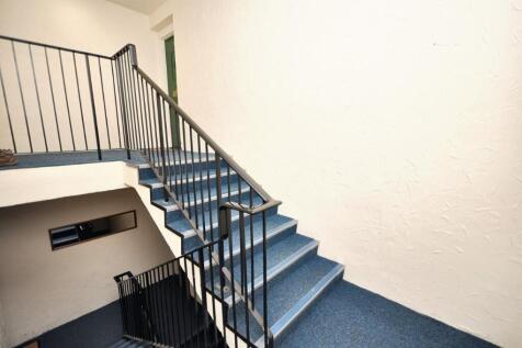 Entrance | Stairwell