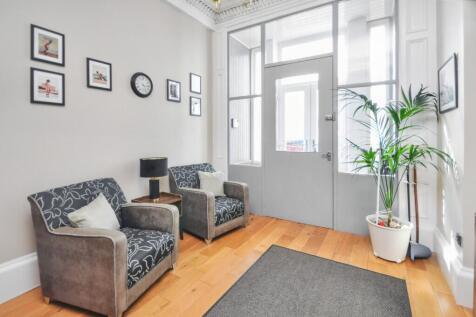 Shared Foyer