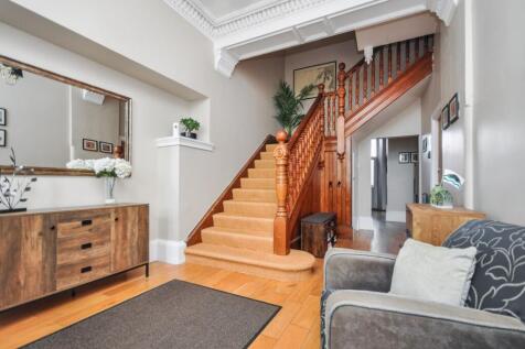 Shared Foyer