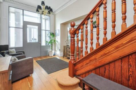 Shared Foyer