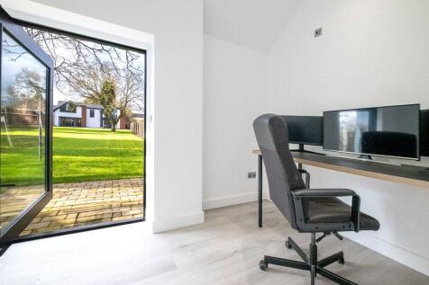 Summerhouse Office