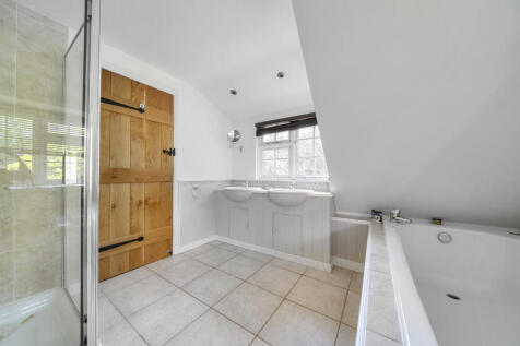 Master En-Suite