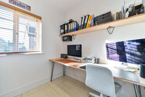 Property Image 16