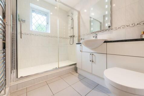14 Queen Eleanors Drive, Knowle, B93 9LY_18.jpg