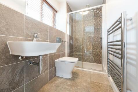1 St Phillips Grove, Bentley Heath, B93 8FE_21.jpg