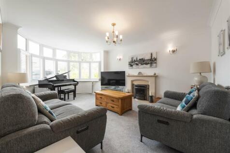 36 Hanbury Road, Dorridge, B93 8DW_2.jpg