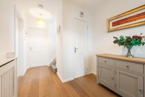 36 Hanbury Road, Dorridge, B93 8DW_1.jpg