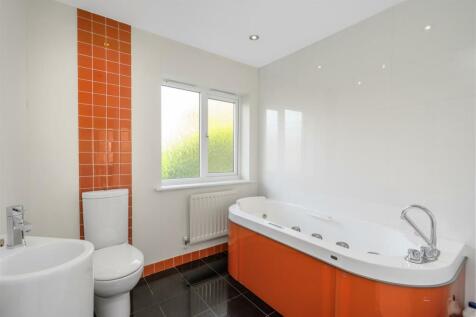 35 Brockhurst Lane, Dickens Heath, B90 1RG_LO_8.jp