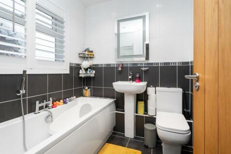 46 Hay Lane, Monkspath, B90 4TA DMS3007_LO_11.jpg