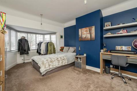 8 Upwey Avenue, Solihull_48.jpg