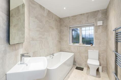 8 Upwey Avenue, Solihull_12.jpg