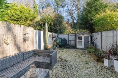 31 Ashbrook Crescent_3.jpg