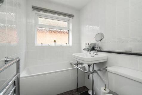 54 Binley Close_4.jpg