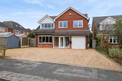 1 Hallcroft Way_01.jpg