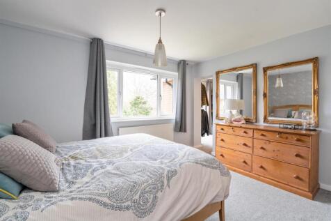 1 Hallcroft Way_28.jpg