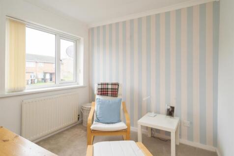 36 Milholme Green_12.jpg