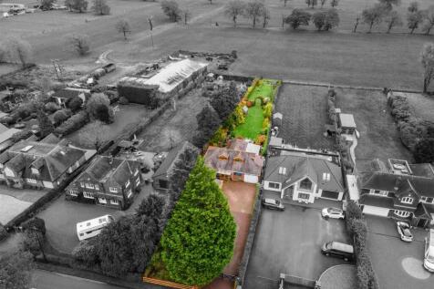 132 Earlswood Common_2 B&W.jpg