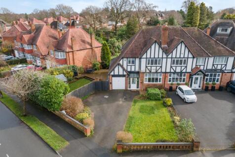 8 Buryfield Road_1.jpg