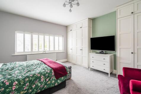 68 Broad Oaks Road Solihull_1.jpg