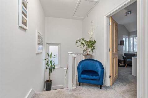 68 Broad Oaks Road Solihull_9.jpg