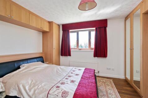 Principal Bedroom.jpg