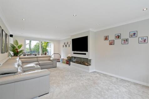 14 Greyfriars Close_4.jpg