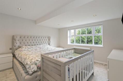 14 Greyfriars Close_17.jpg