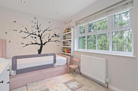 14 Greyfriars Close_14.jpg