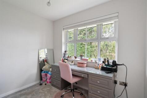 14 Greyfriars Close_11.jpg