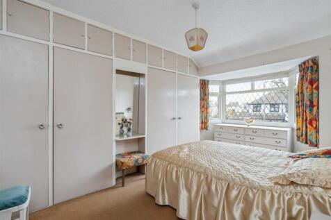 4 Barrington Road_1.jpg
