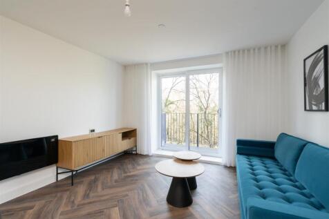 Apartment 43 Imperial House_8.jpg