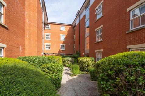 Apt 33 Westley Heights_16.jpg