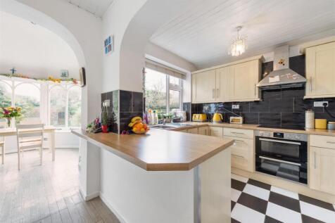 38 Kingslea Road, Solihull, B91 1TP_8.jpg