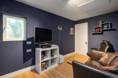 41 Meriden Road_2.jpg