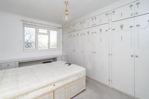 10 Ufton Close-11_lo.jpg