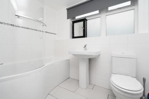 46 White House Way_1.jpg