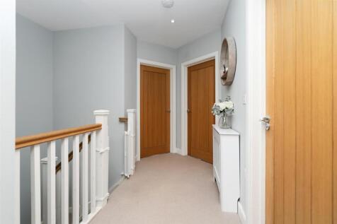 4 Liveridge Close_9.jpg