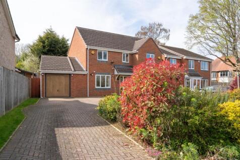 34 Dovecote Close_7.jpg