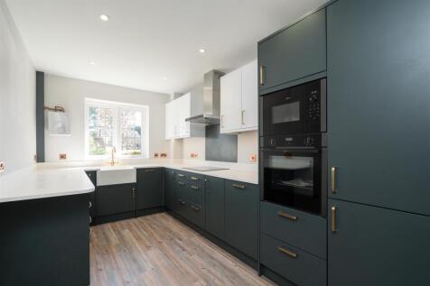 12 Cavendish Court_3.jpg