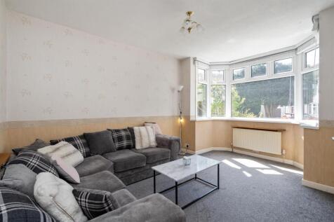 16 Stanley Avenue_1.jpg