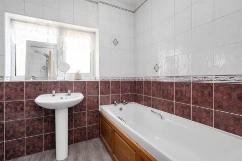 16 Stanley Avenue_7.jpg